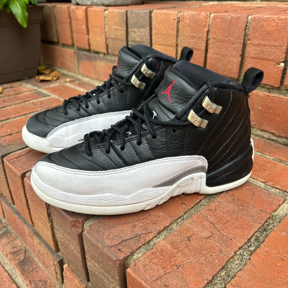 Air Jordan 12 Retro "Playoff" 2022 sneakers. Youth size 5